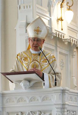 Biskup M. Ludwik podczas kazania