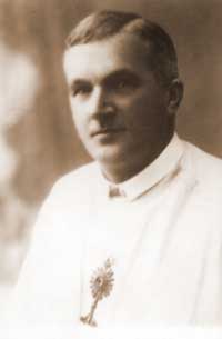 Kap. M. ukasz Wiechowicz